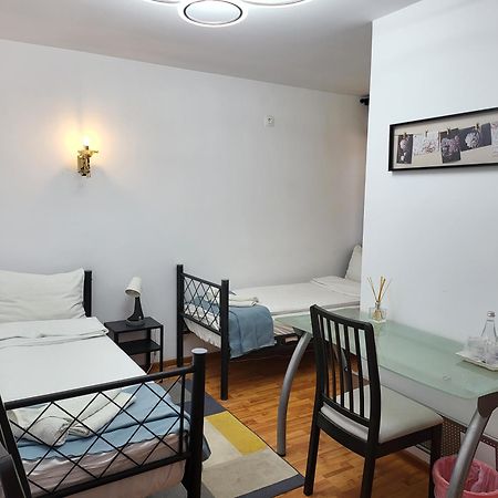 Adac Boutique Hotel Pantelimon Exterior photo